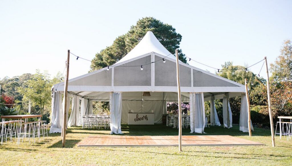 THE ULTIMATE GUIDE TO WEDDING HIRE ESSENTIALS